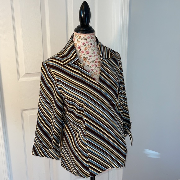 Selene Sport multi stripped 3/4 sleeved vintage top/blouse. Size Large - Picture 2 of 8